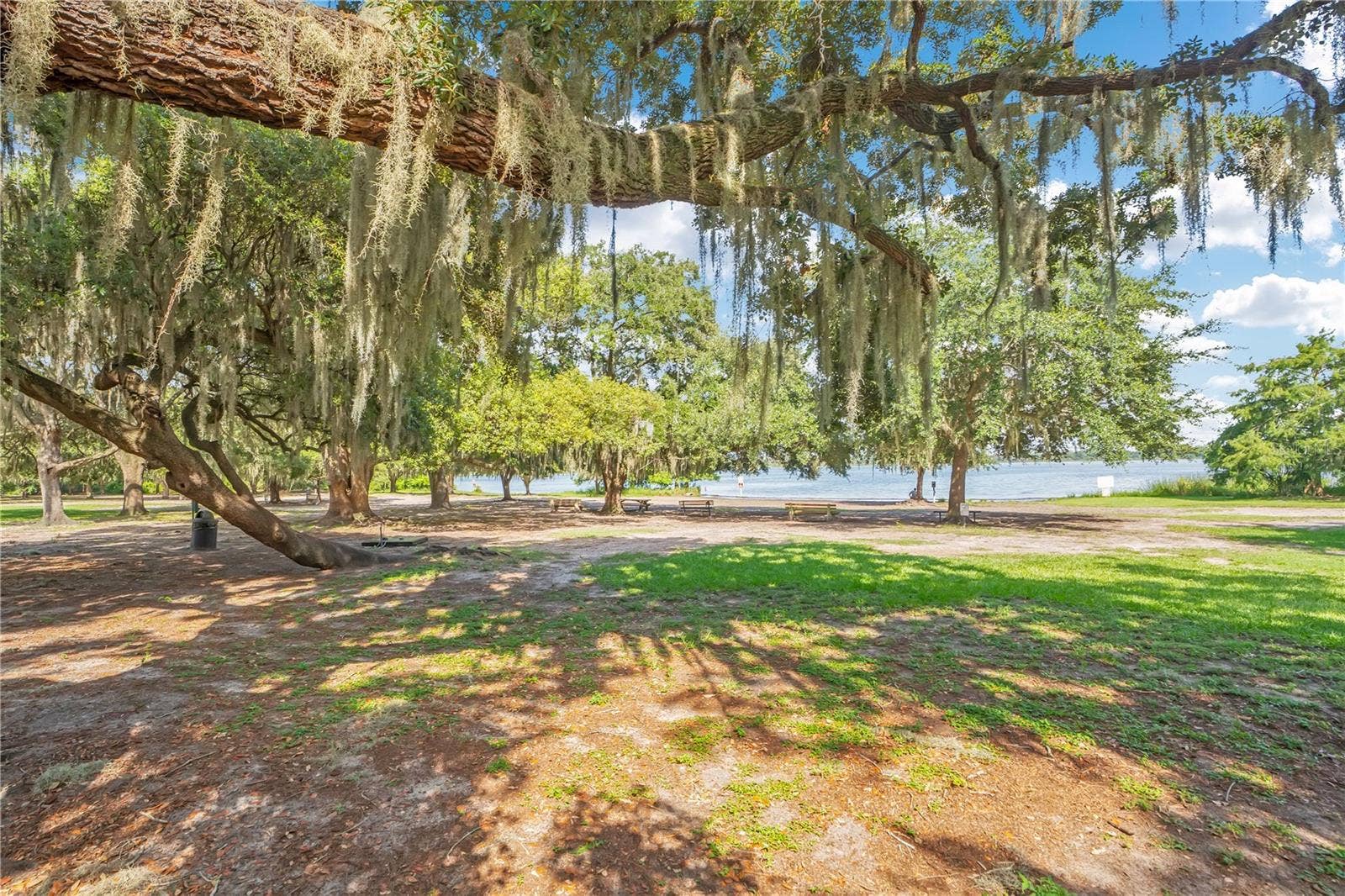 1927 S LAKEMONT AVENUE, Winter Park, FL 32792 1927 S LAKEMONT AVENUE, Winter Park, FL 32792