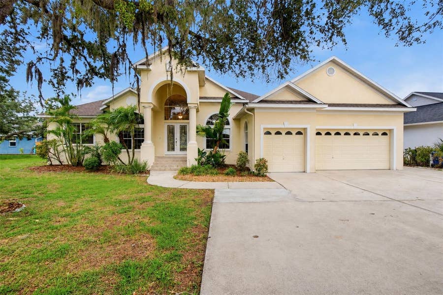 Property photo for 9009 RIVERVIEW DRIVE, Riverview, FL