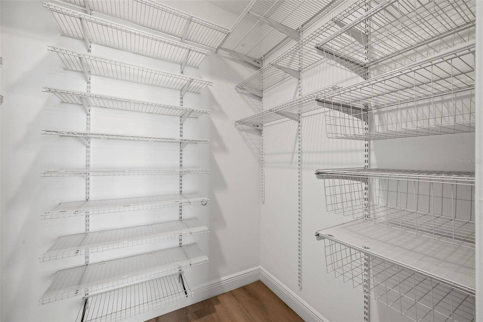239 LONGVIEW AVENUE, #207, Celebration, FL 34747 Walk-In Closet