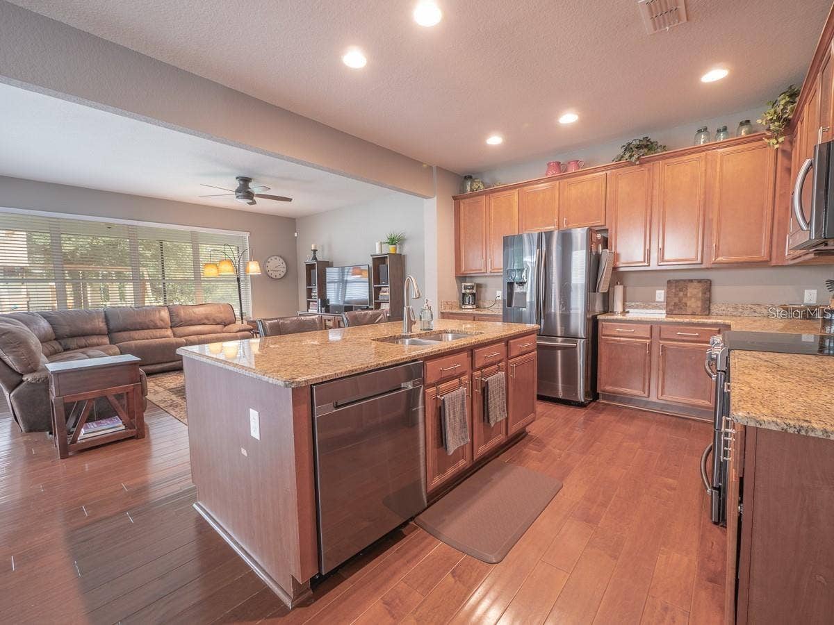 7537 BROFIELD AVENUE, Windermere, FL 34786 7537 BROFIELD AVENUE, Windermere, FL 34786
