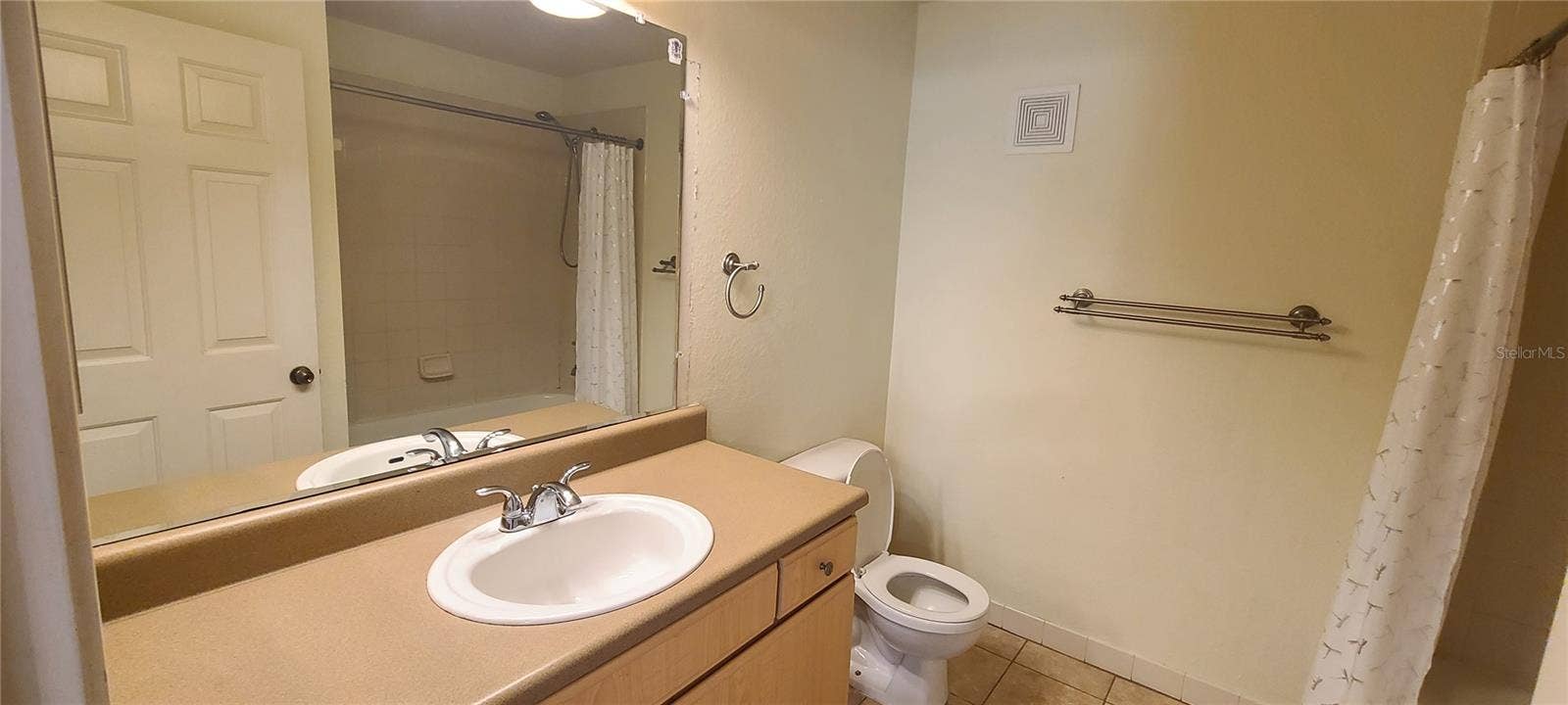 940 VILLAGE TRAIL, #4-202, Port Orange, FL 32127