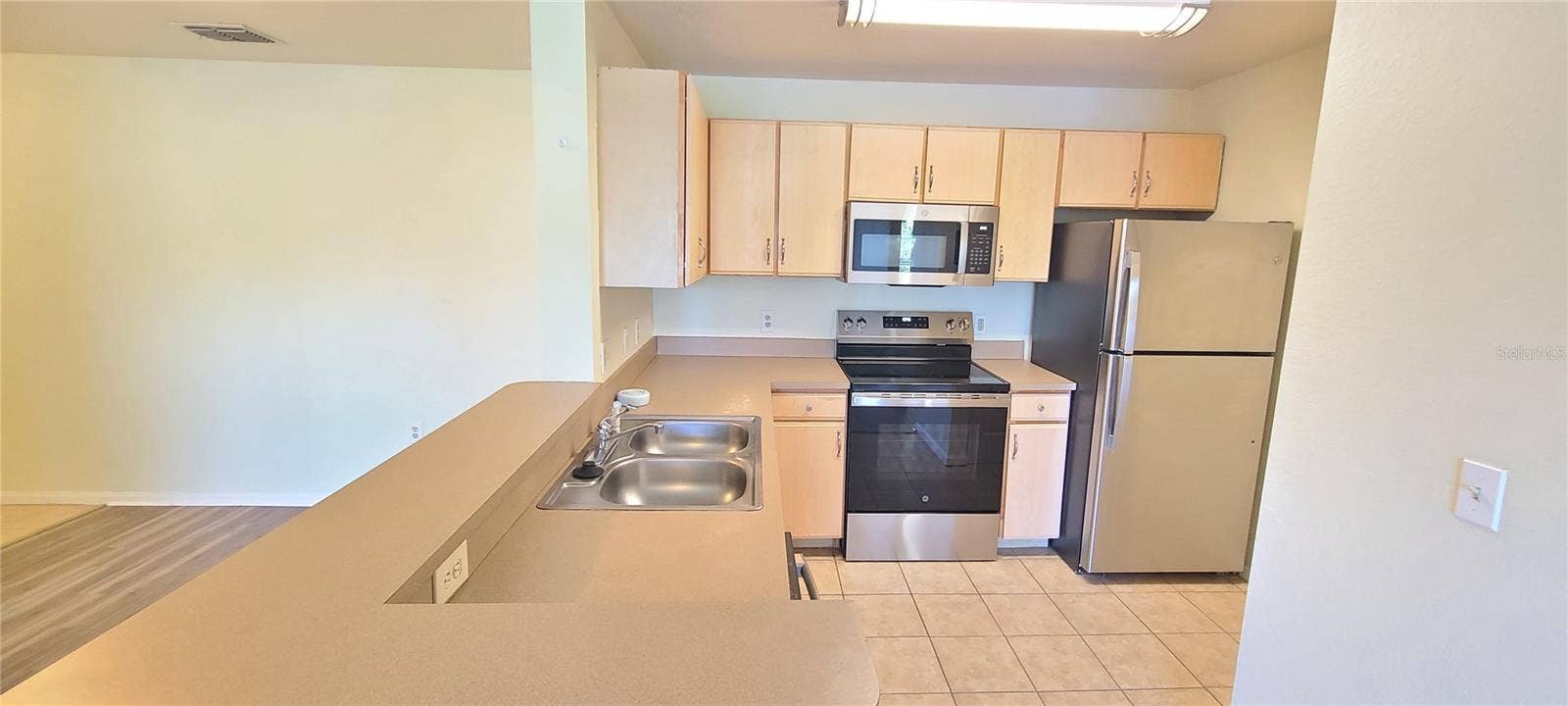 940 VILLAGE TRAIL, #4-202, Port Orange, FL 32127