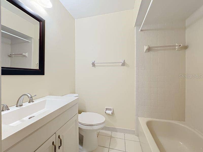 340 GOLFSIDE COVE, #340, Longwood, FL 32779 Updated Guest Bathroom w/Tub