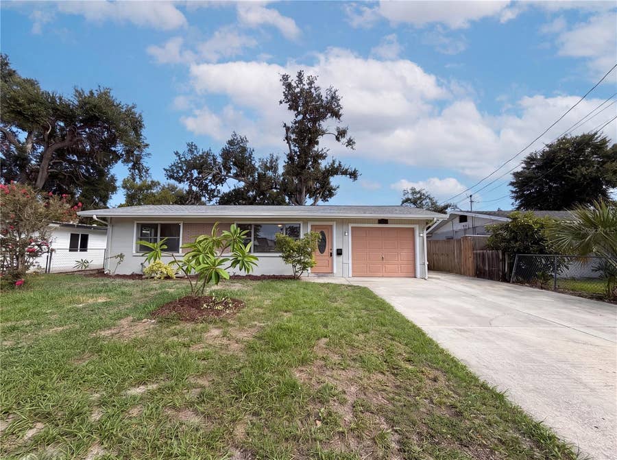 Property photo for 1516 2ND AVENUE E, Bradenton, FL