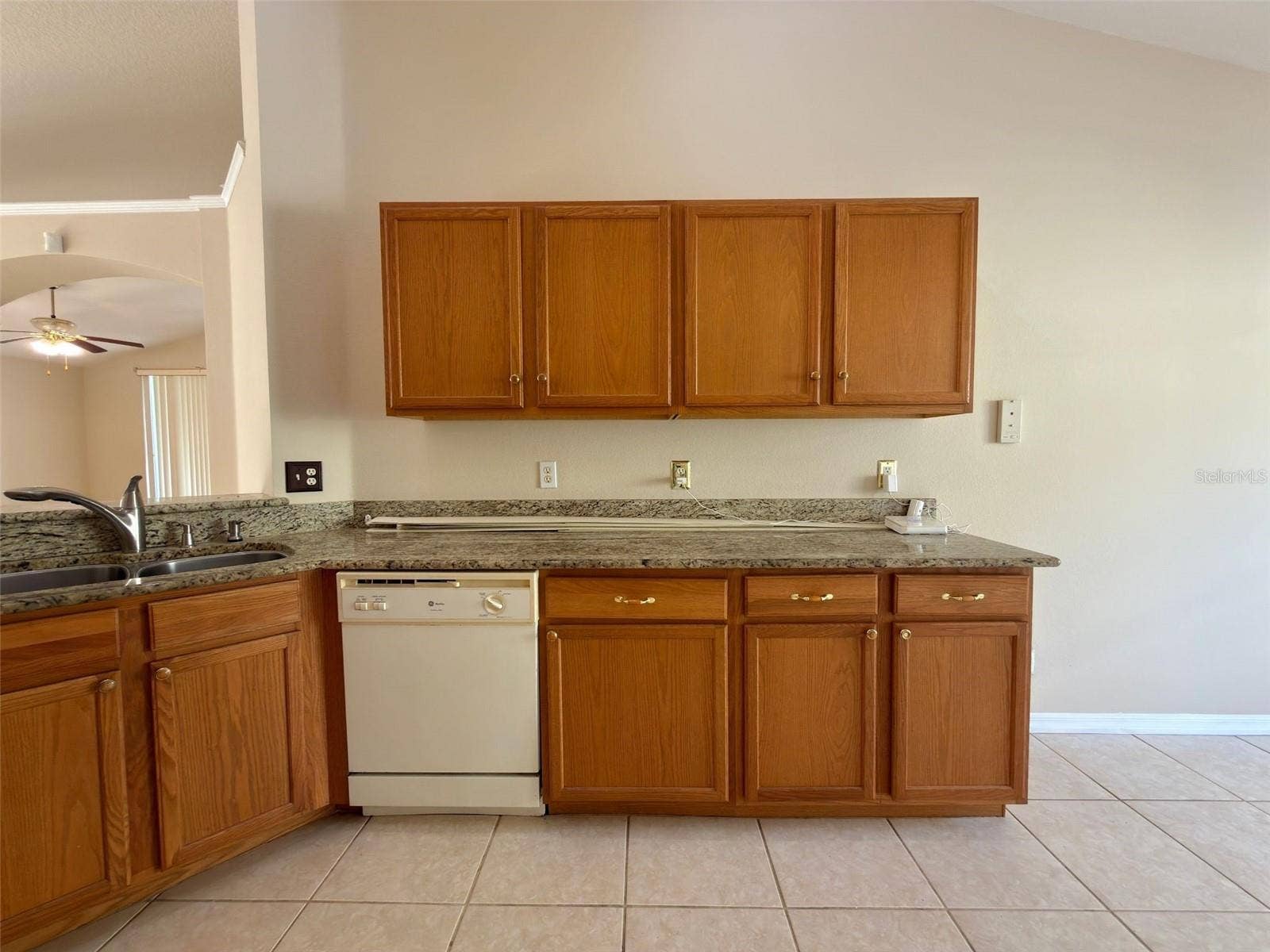 3513 MCALLISTER WAY, Orlando, FL 32837 3513 MCALLISTER WAY, Orlando, FL 32837