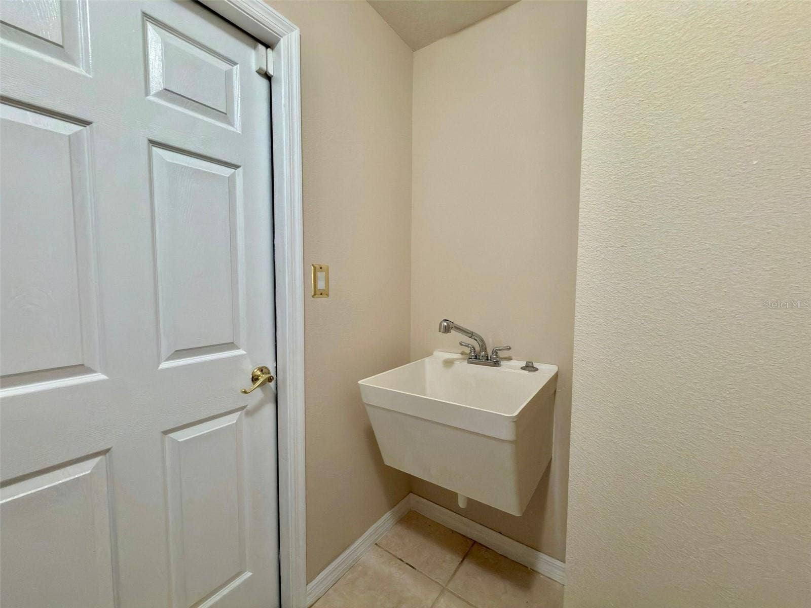 3513 MCALLISTER WAY, Orlando, FL 32837 3513 MCALLISTER WAY, Orlando, FL 32837