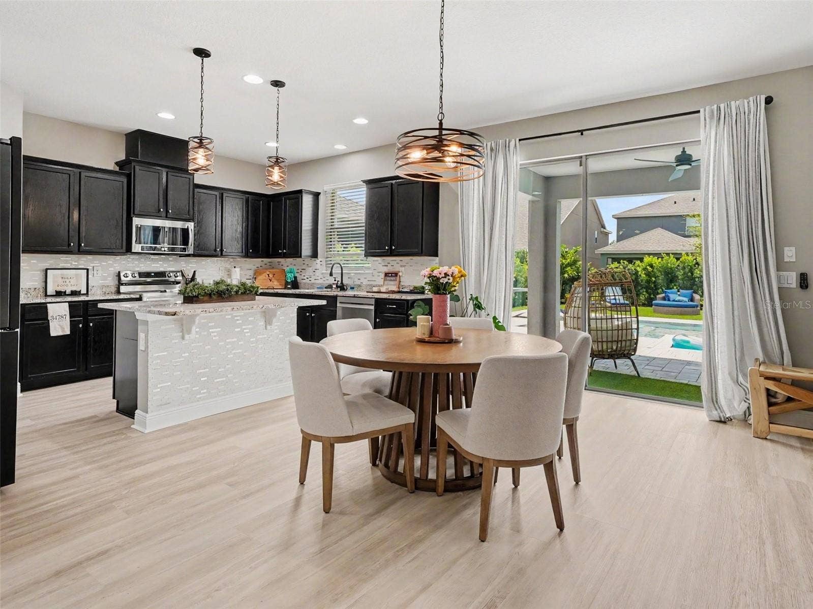 9572 WATERWAY PASSAGE DRIVE, Winter Garden, FL 34787 9572 WATERWAY PASSAGE DRIVE, Winter Garden, FL 34787