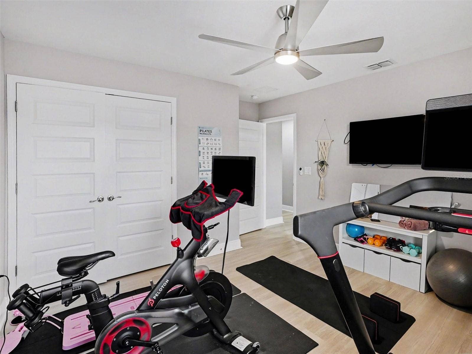 9572 WATERWAY PASSAGE DRIVE, Winter Garden, FL 34787 9572 WATERWAY PASSAGE DRIVE, Winter Garden, FL 34787