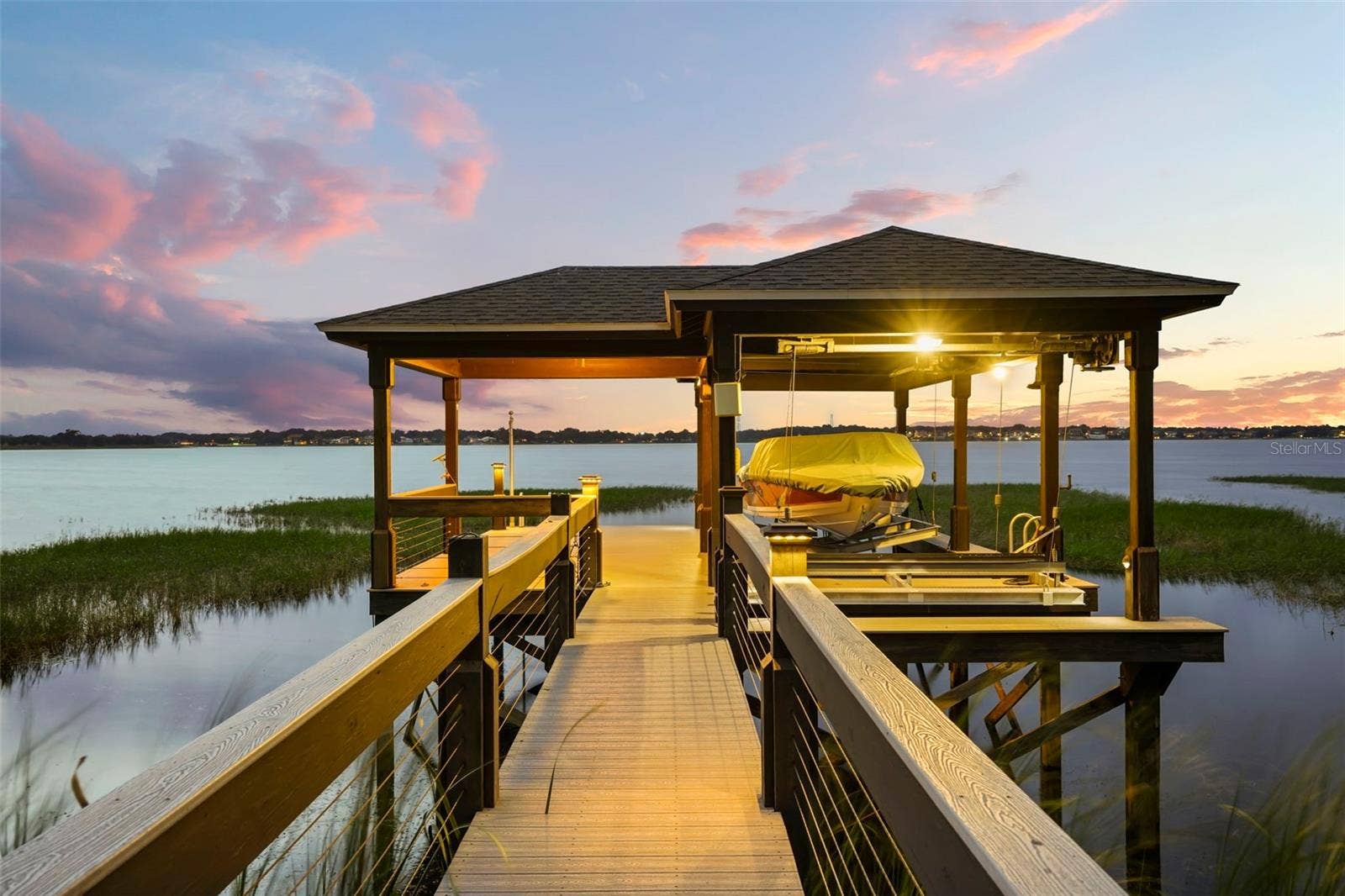 16038 JOHNS LAKE OVERLOOK DRIVE, Winter Garden, FL 34787 16038 JOHNS LAKE OVERLOOK DRIVE, Winter Garden, FL 34787