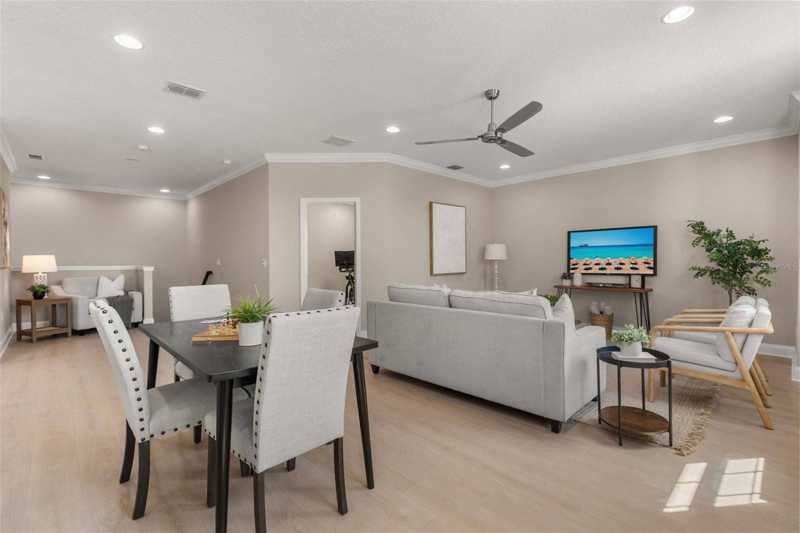 16038 JOHNS LAKE OVERLOOK DRIVE, Winter Garden, FL 34787 16038 JOHNS LAKE OVERLOOK DRIVE, Winter Garden, FL 34787