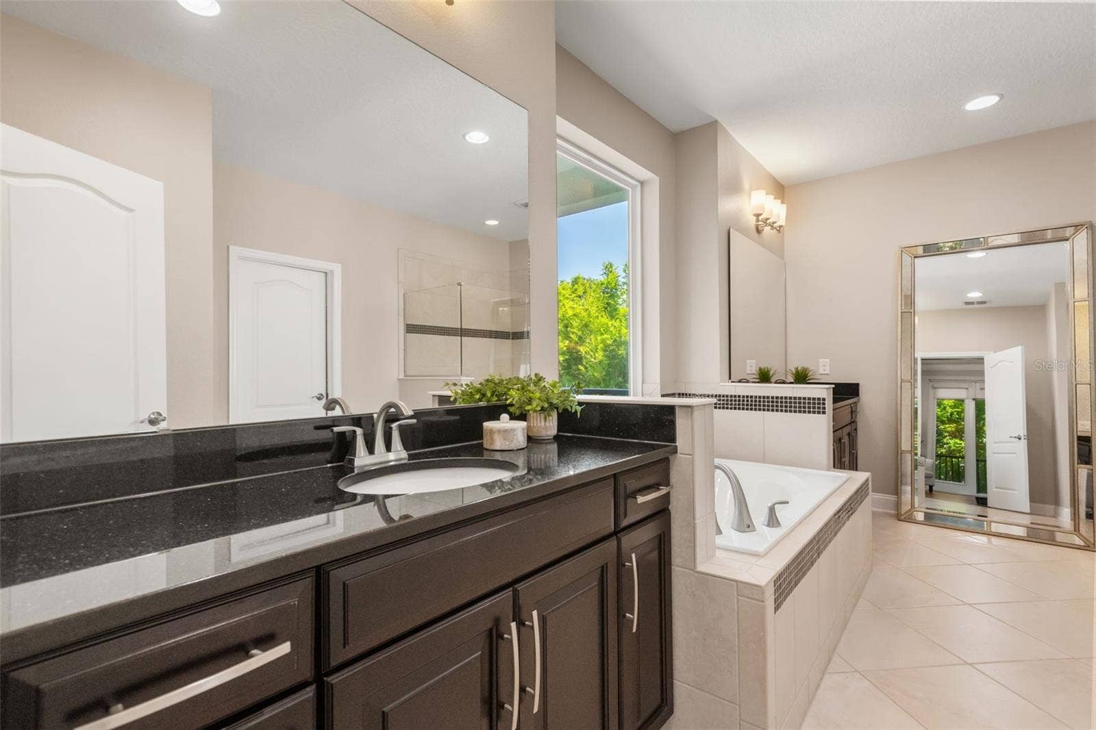 16038 JOHNS LAKE OVERLOOK DRIVE, Winter Garden, FL 34787 16038 JOHNS LAKE OVERLOOK DRIVE, Winter Garden, FL 34787