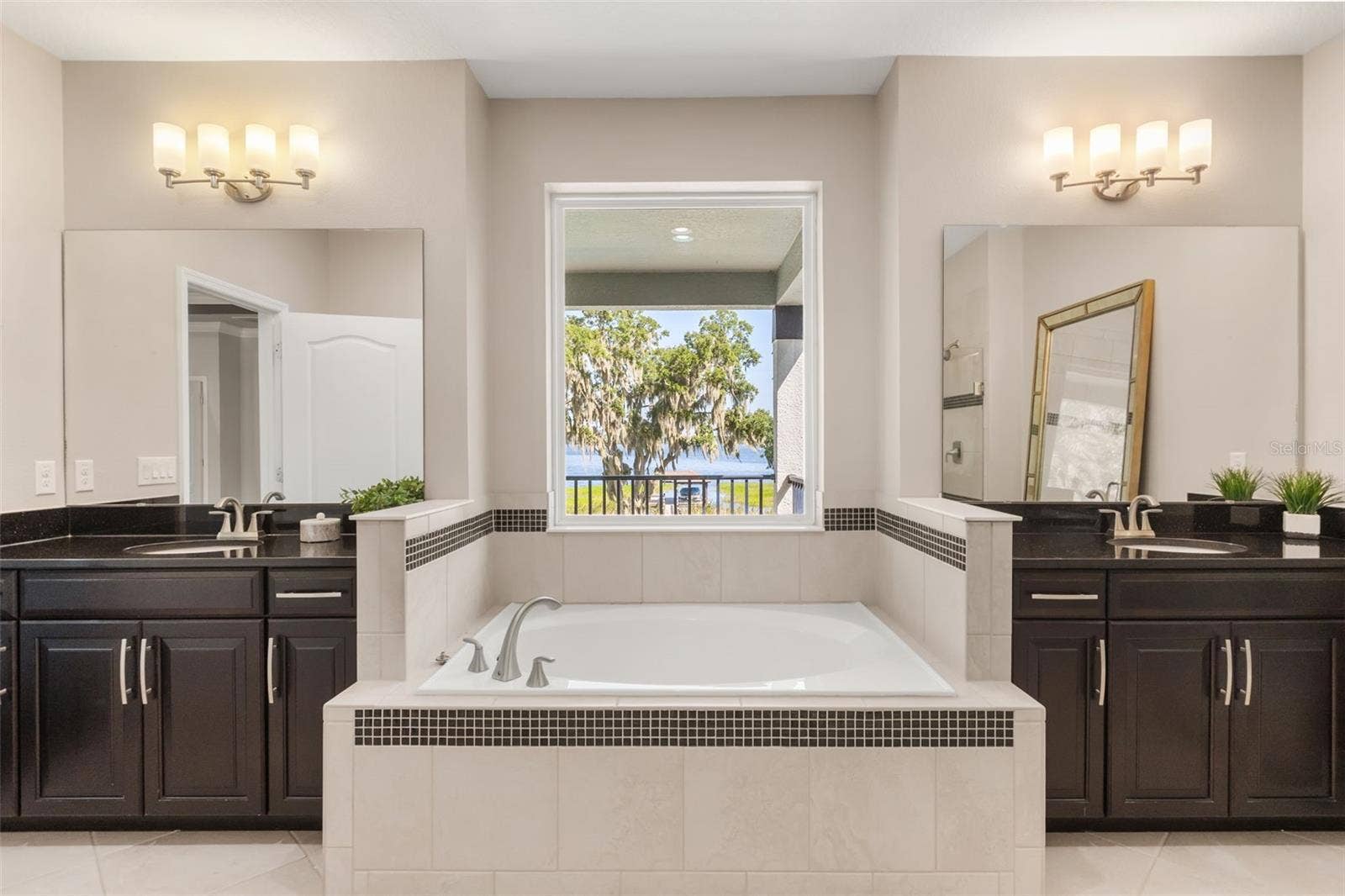 16038 JOHNS LAKE OVERLOOK DRIVE, Winter Garden, FL 34787 16038 JOHNS LAKE OVERLOOK DRIVE, Winter Garden, FL 34787