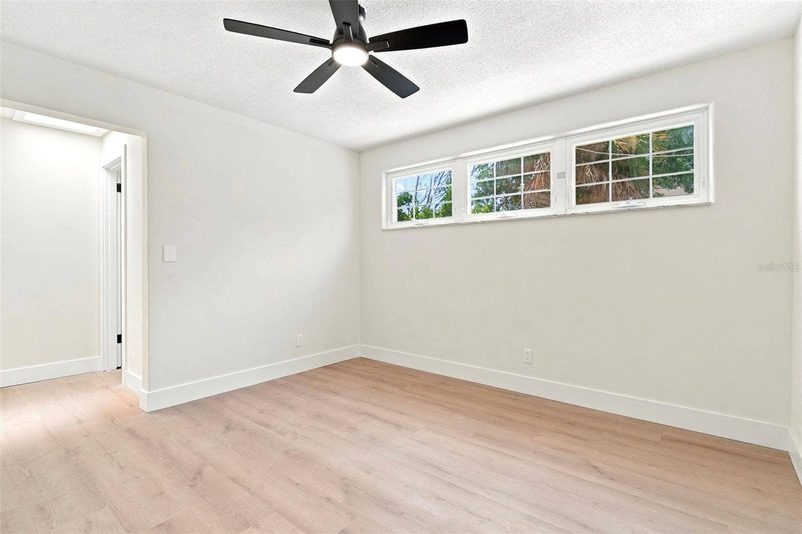 102 ANN RUSTIN DRIVE, Ormond Beach, FL 32176 102 ANN RUSTIN DRIVE, Ormond Beach, FL 32176