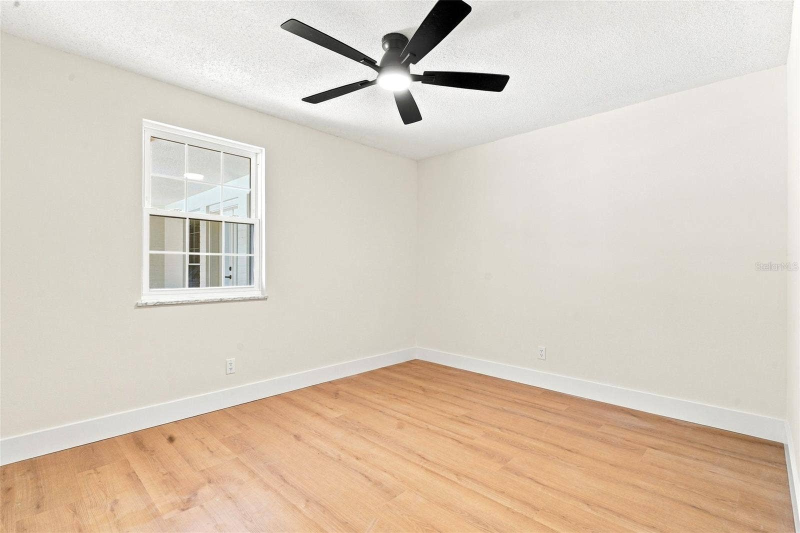 102 ANN RUSTIN DRIVE, Ormond Beach, FL 32176 102 ANN RUSTIN DRIVE, Ormond Beach, FL 32176
