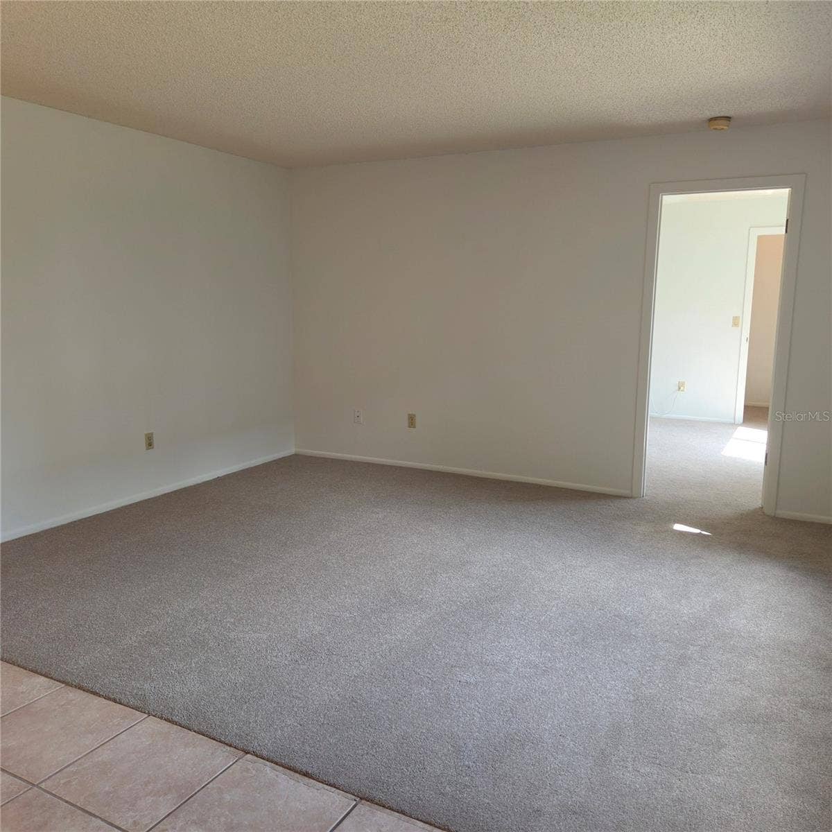 93 WINDTREE LANE, #102, Winter Garden, FL 34787 Living Room