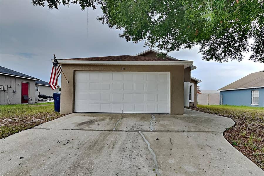Property photo for Auburndale, FL