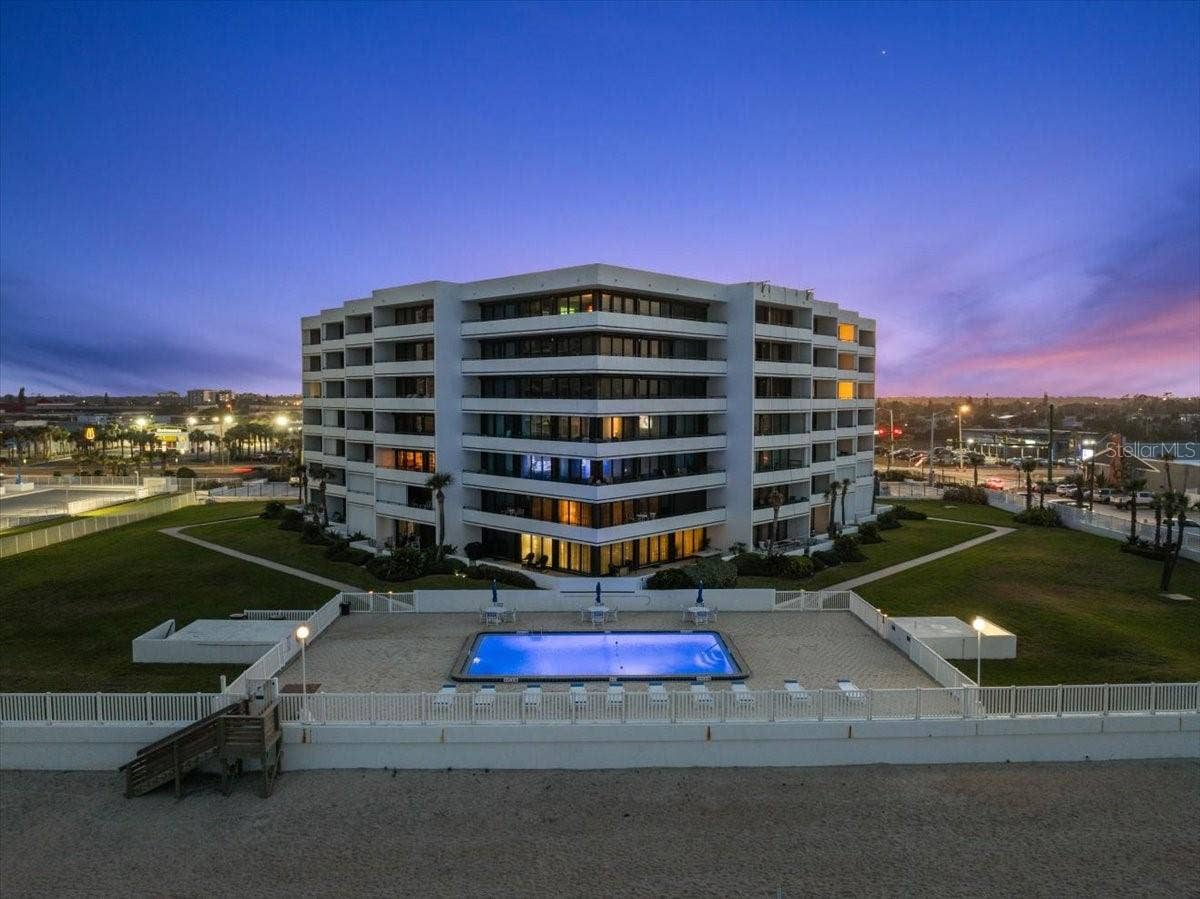 901 S ATLANTIC AVENUE, #PH3, Ormond Beach, FL 32176 901 S ATLANTIC AVENUE, #PH3, Ormond Beach, FL 32176