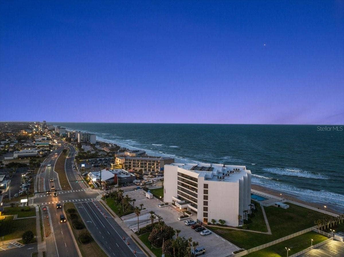 901 S ATLANTIC AVENUE, #PH3, Ormond Beach, FL 32176 901 S ATLANTIC AVENUE, #PH3, Ormond Beach, FL 32176