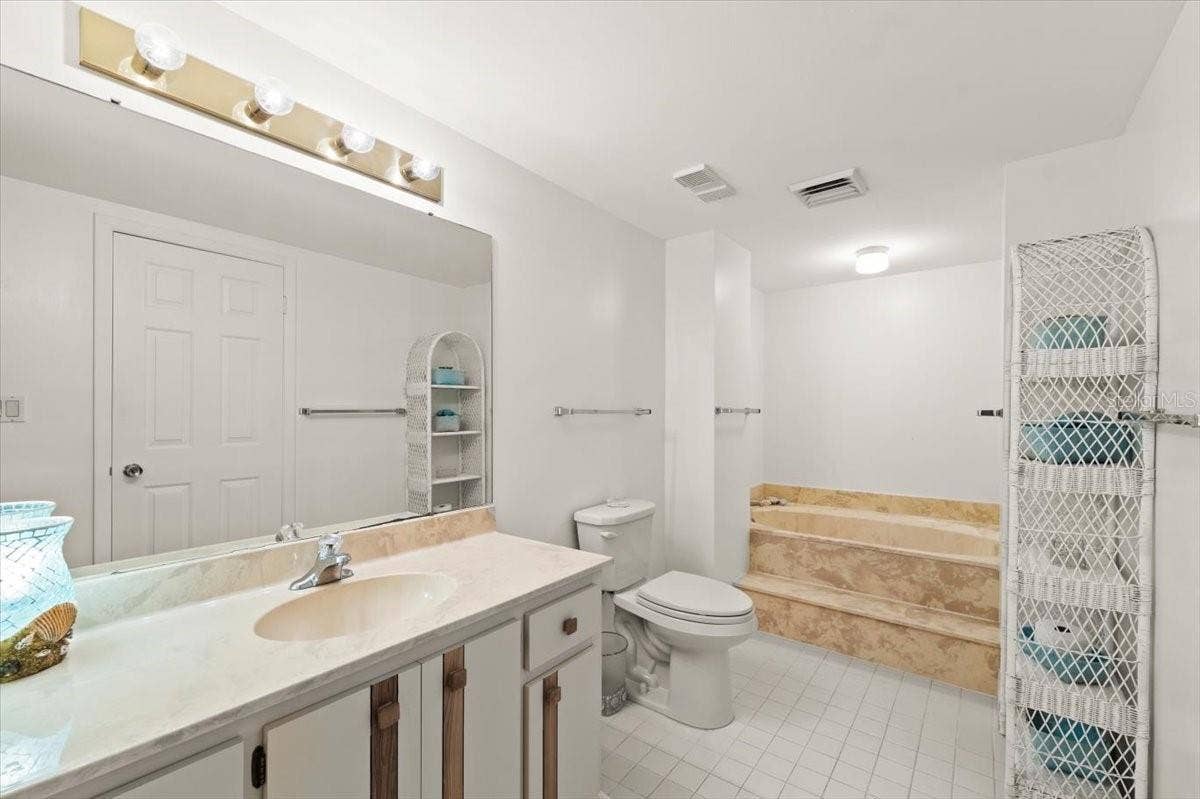 901 S ATLANTIC AVENUE, #PH3, Ormond Beach, FL 32176 901 S ATLANTIC AVENUE, #PH3, Ormond Beach, FL 32176