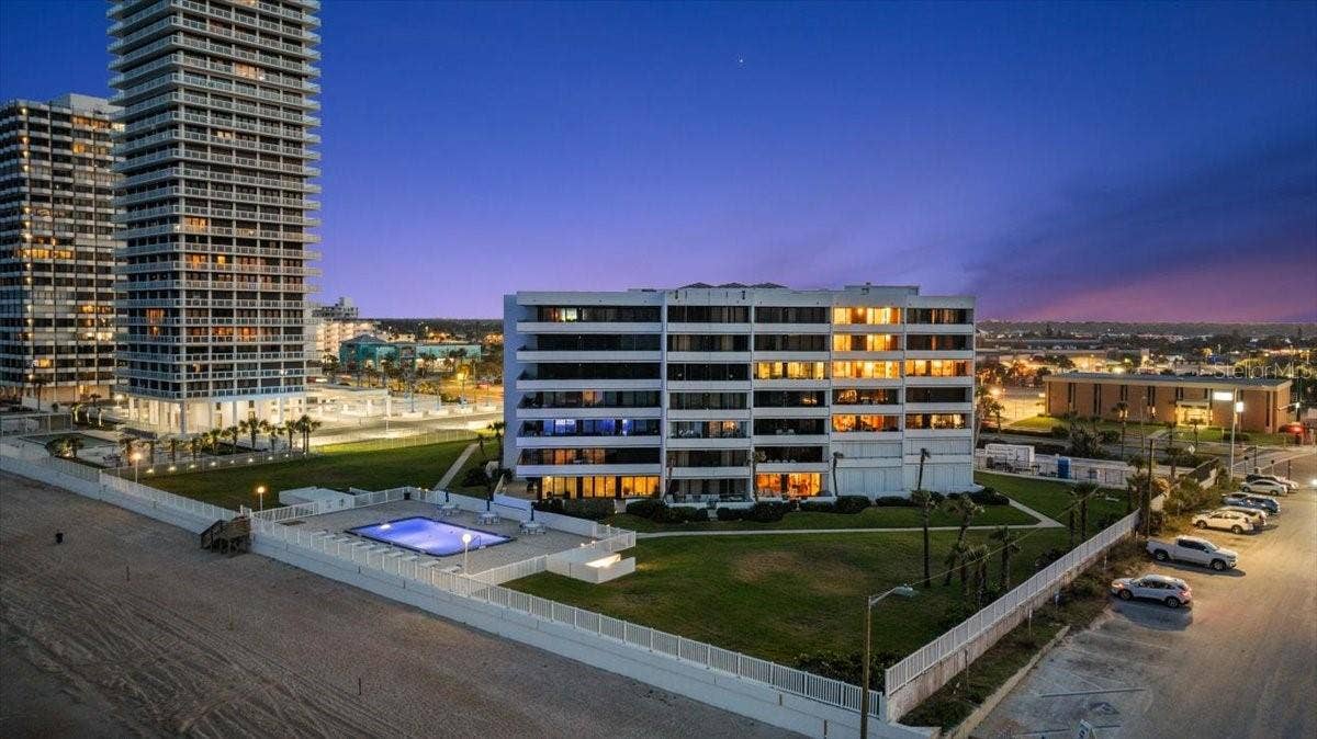 901 S ATLANTIC AVENUE, #PH3, Ormond Beach, FL 32176 901 S ATLANTIC AVENUE, #PH3, Ormond Beach, FL 32176