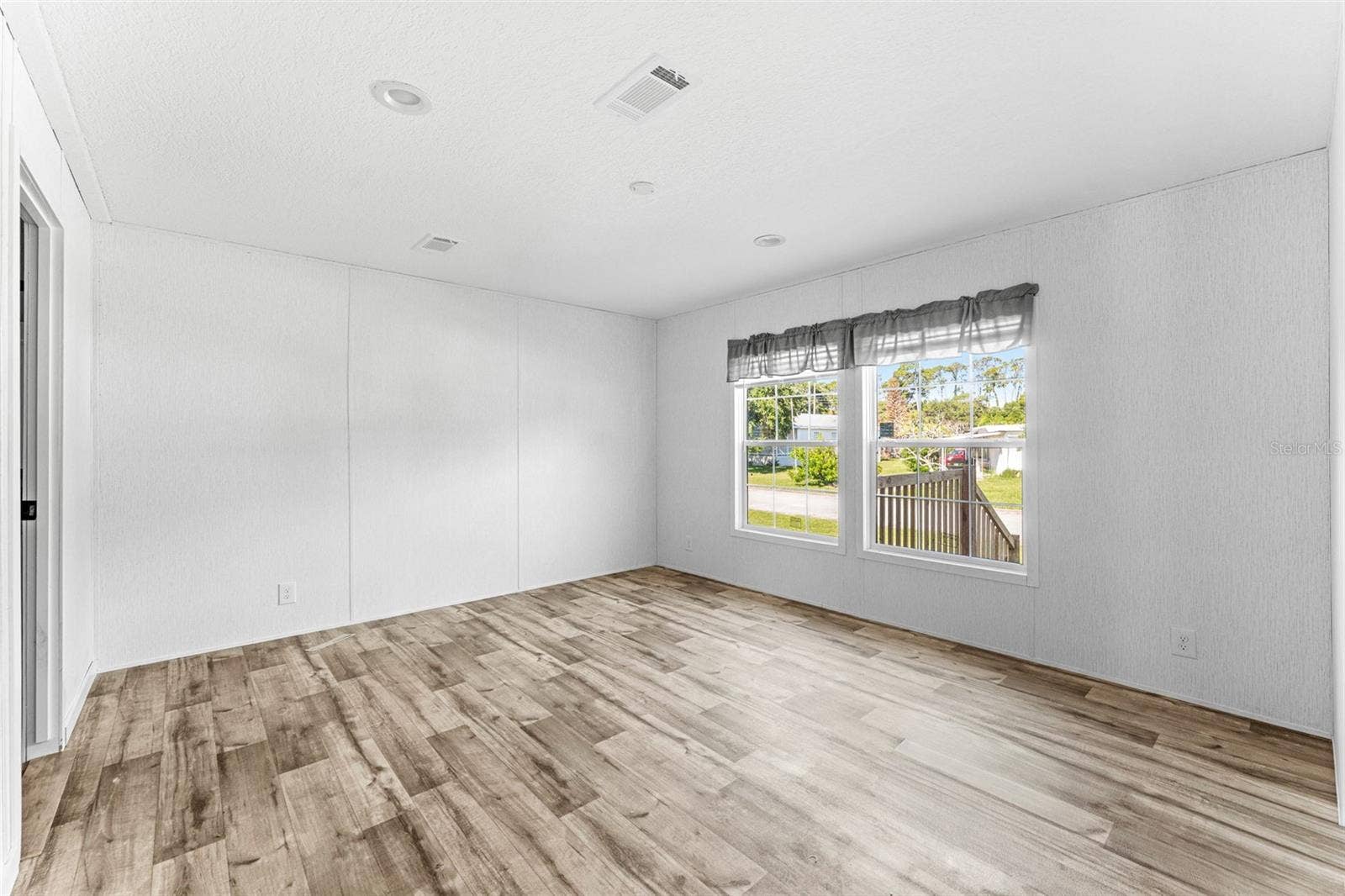 5207 ORANGE AVENUE, Port Orange, FL 32127