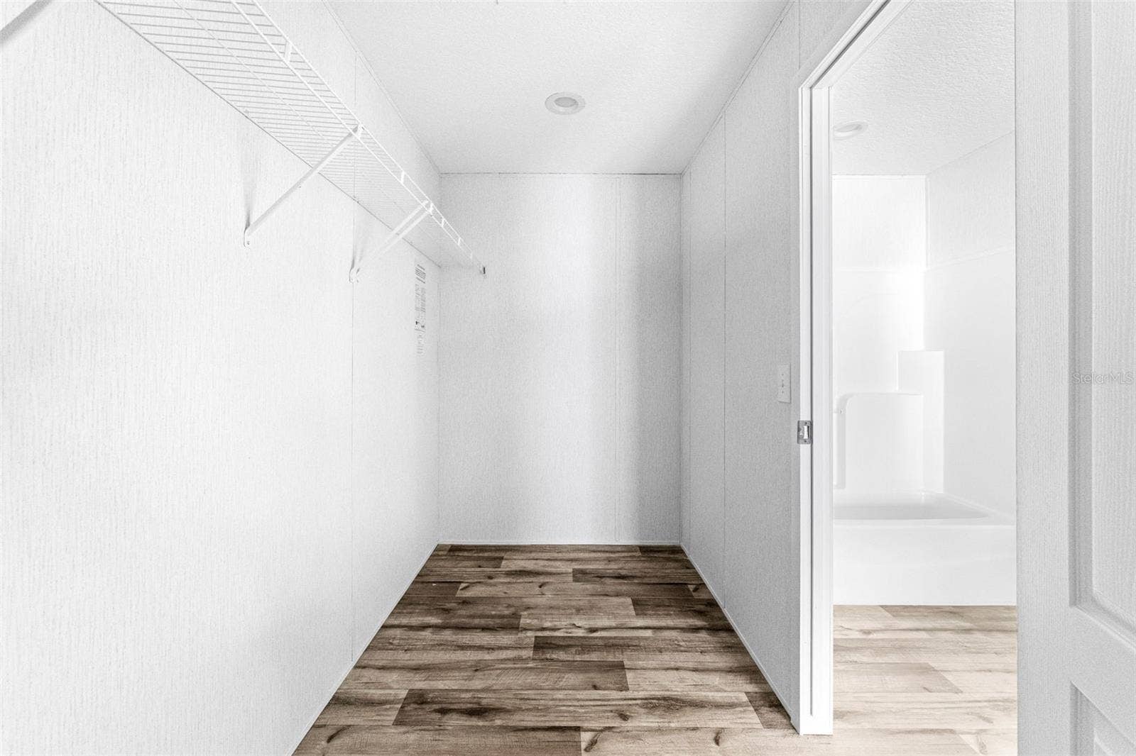Walk in Closet