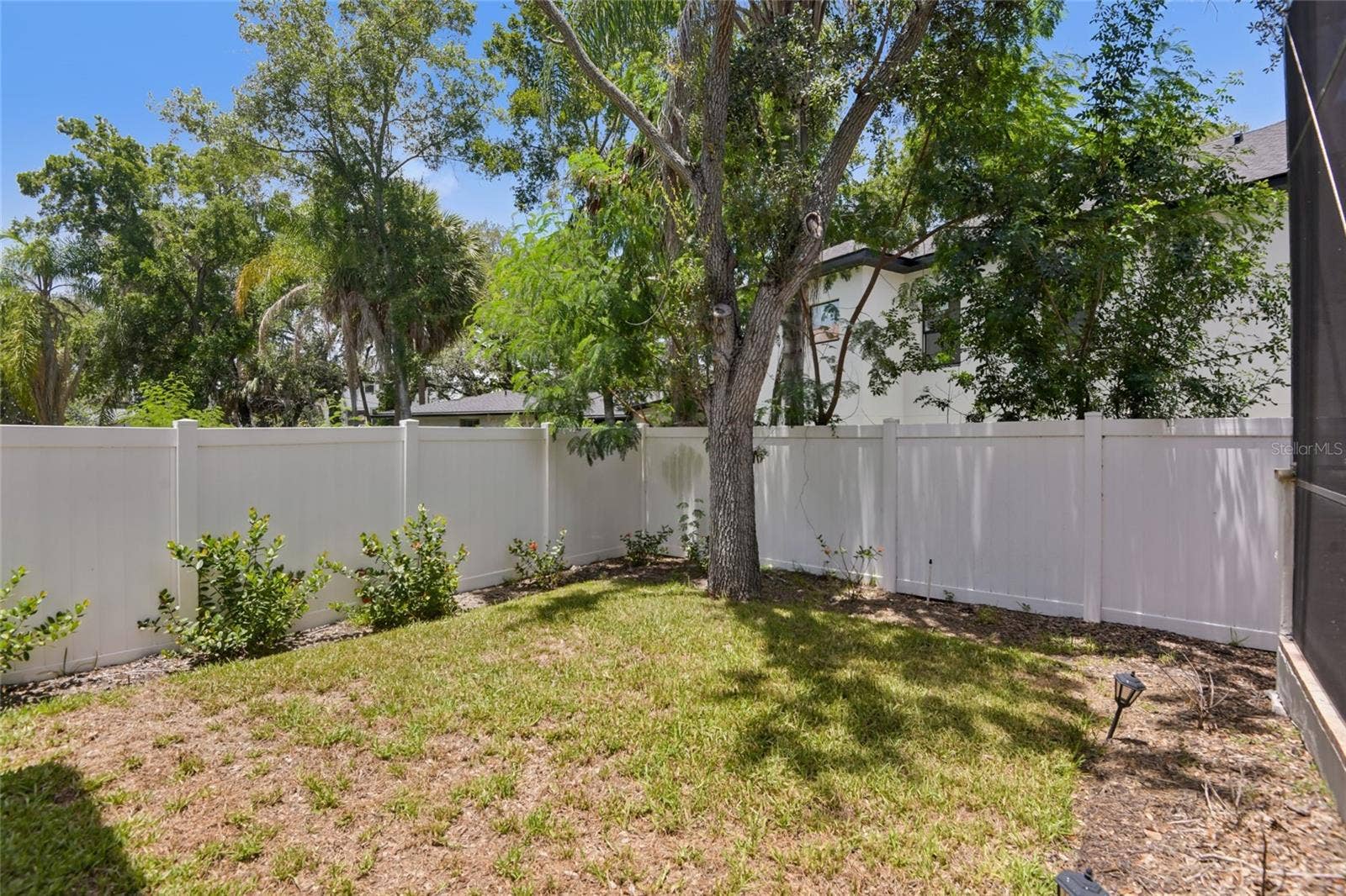 5105 W NEPTUNE WAY, Tampa, FL 33609 5105 W NEPTUNE WAY, Tampa, FL 33609