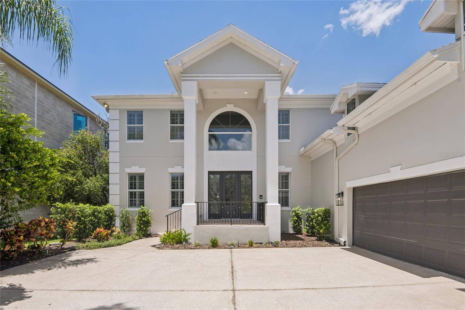 5105 W NEPTUNE WAY, Tampa, FL 33609 5105 W NEPTUNE WAY, Tampa, FL 33609