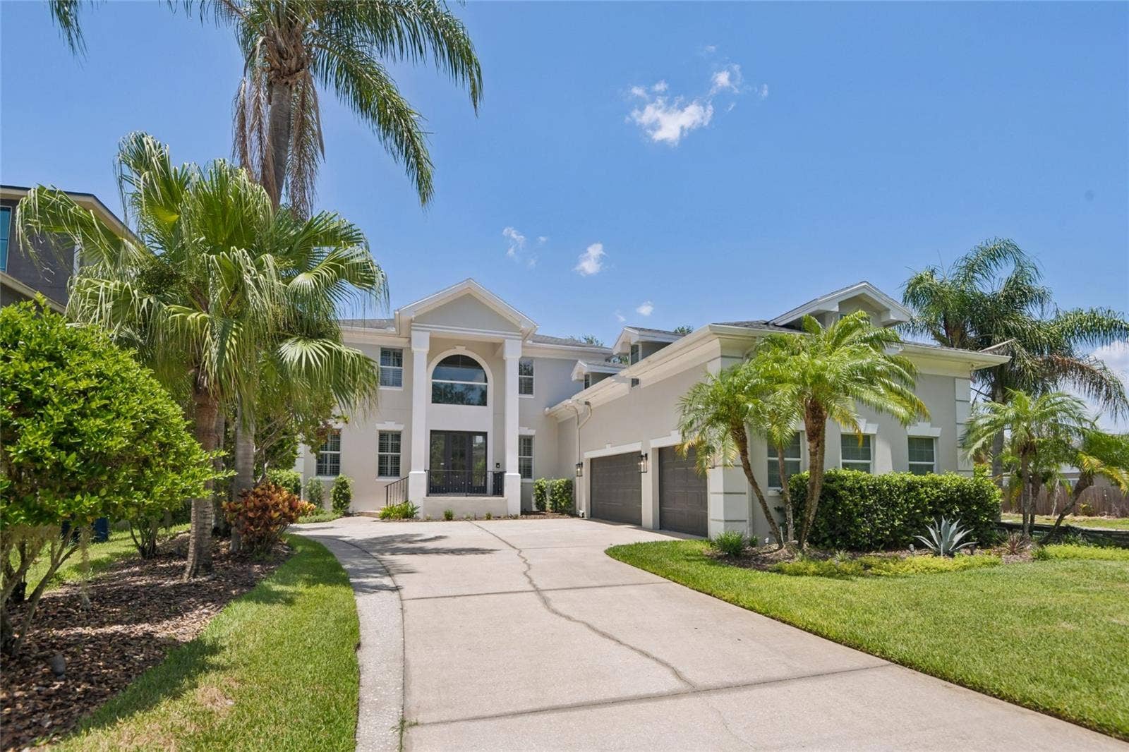 5105 W NEPTUNE WAY, Tampa, FL 33609 5105 W NEPTUNE WAY, Tampa, FL 33609