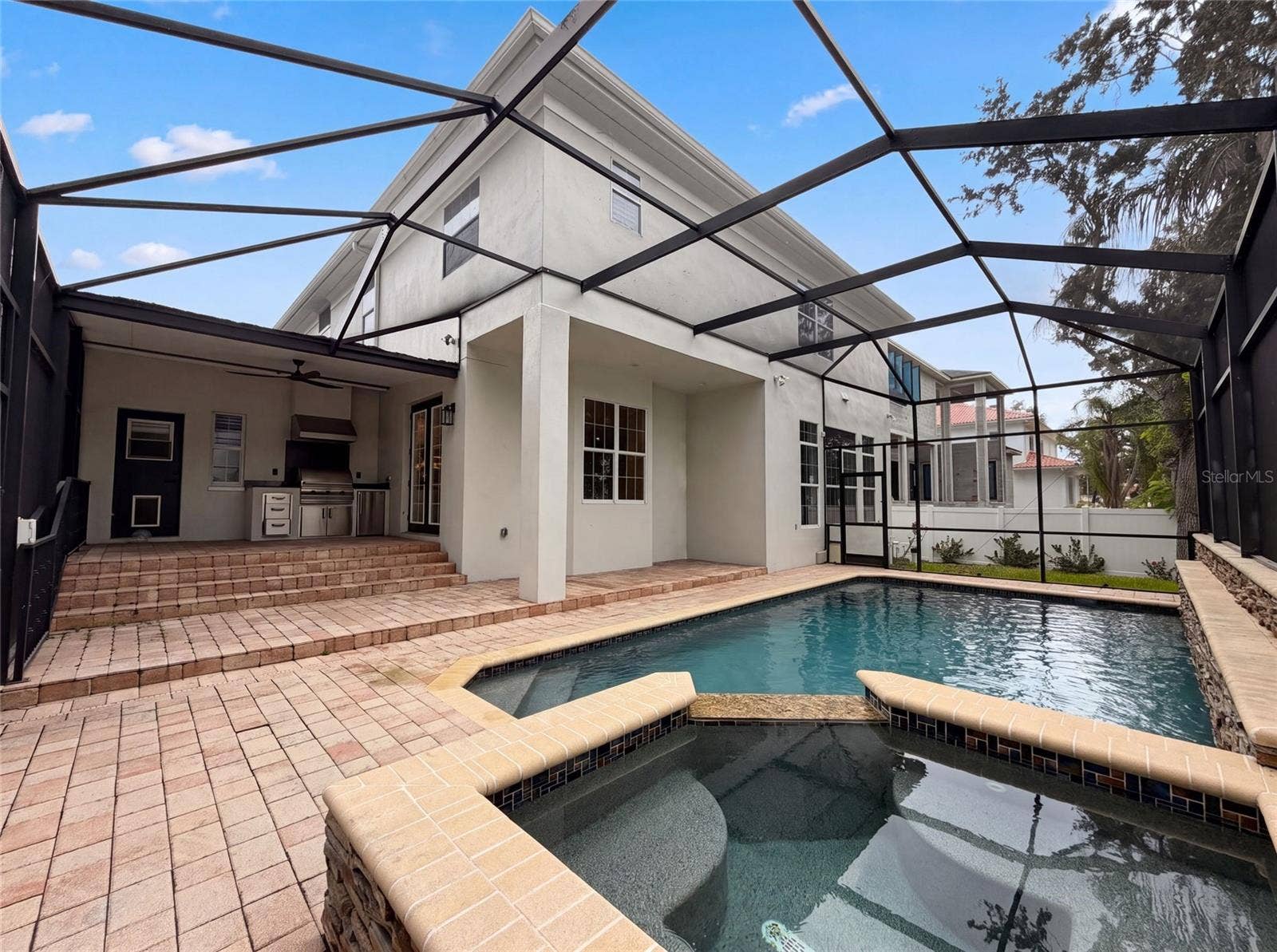 5105 W NEPTUNE WAY, Tampa, FL 33609 5105 W NEPTUNE WAY, Tampa, FL 33609