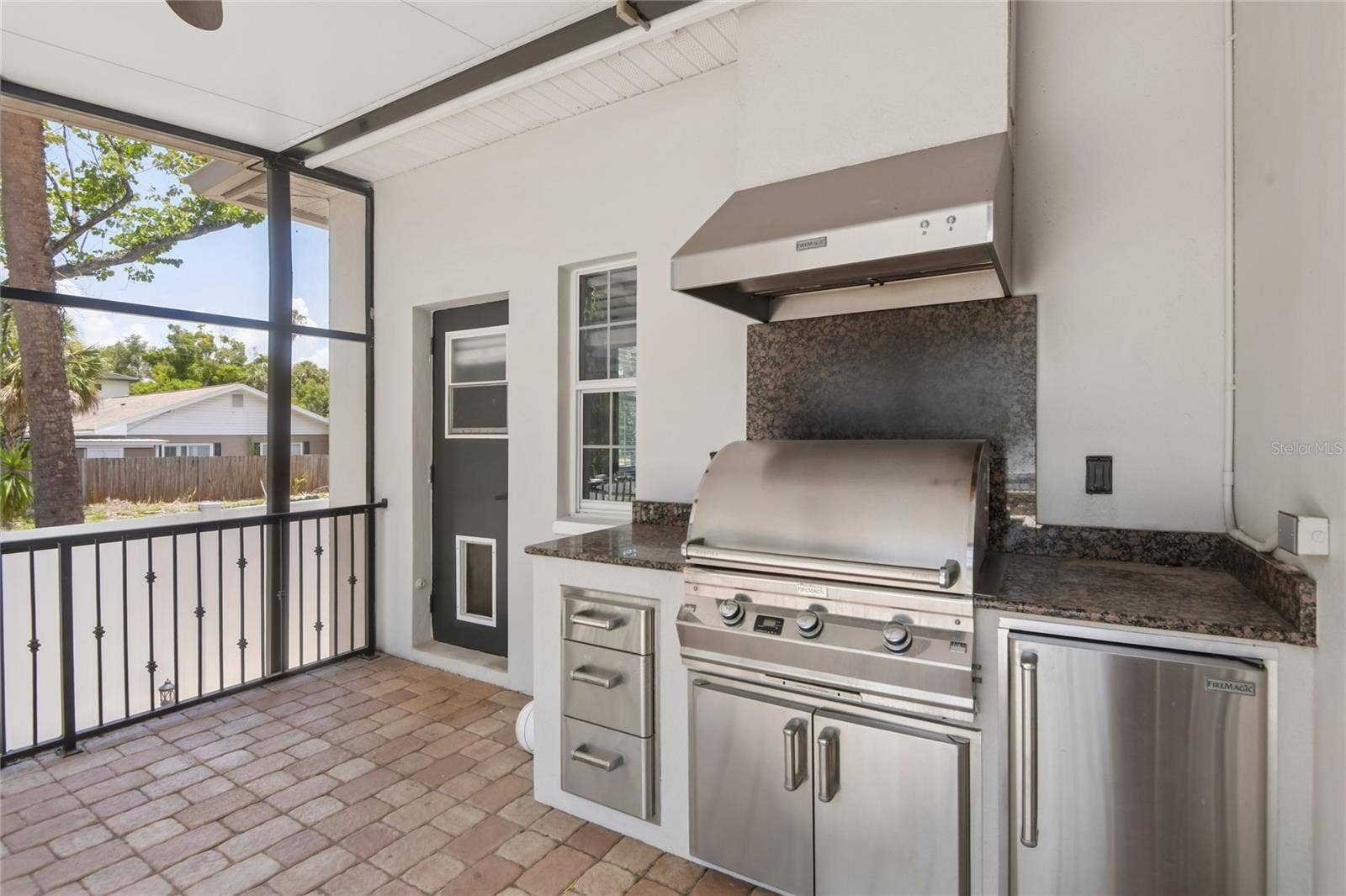 5105 W NEPTUNE WAY, Tampa, FL 33609 5105 W NEPTUNE WAY, Tampa, FL 33609