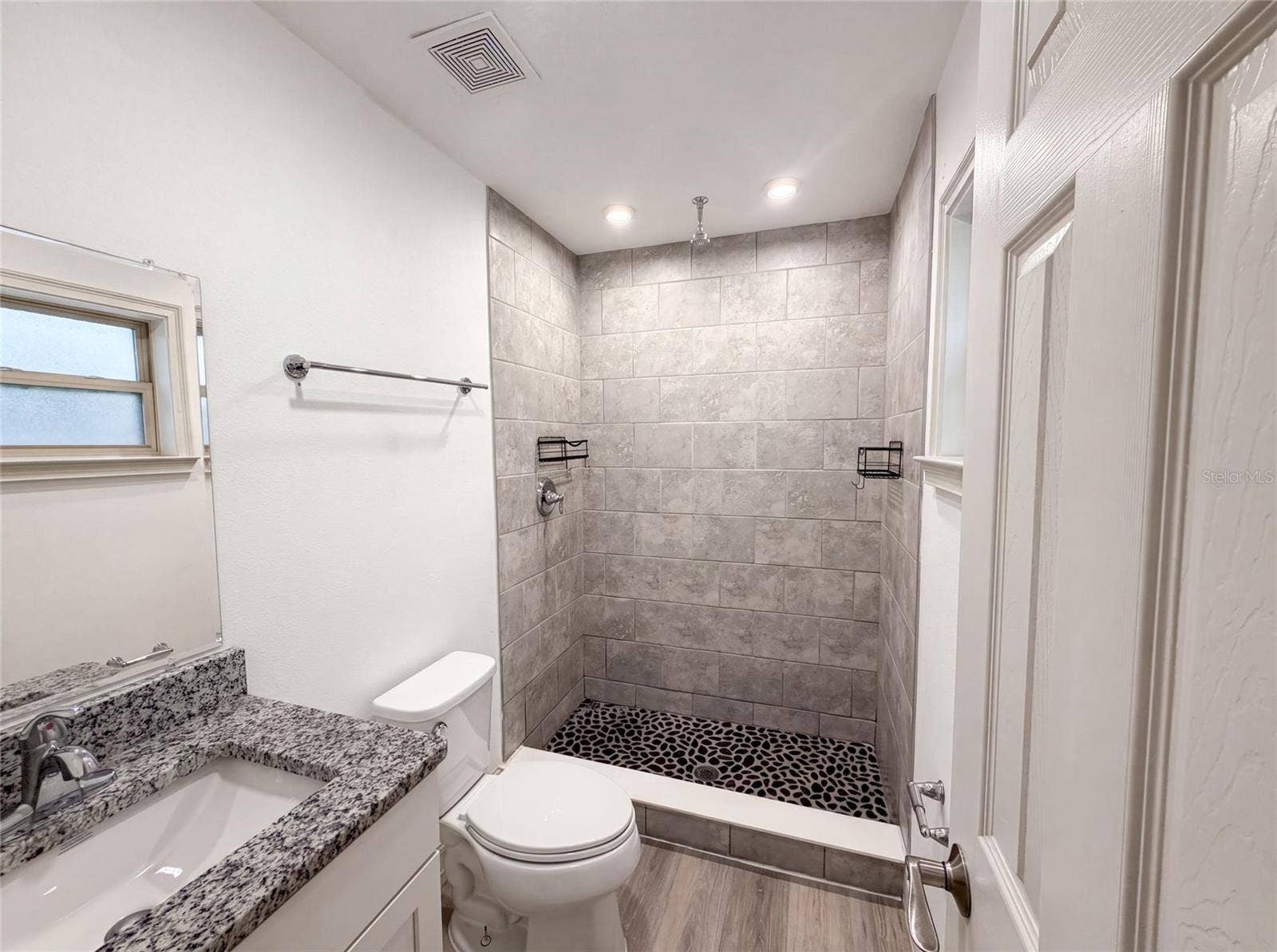 3444 VALEVIEW DRIVE, Apopka, FL 32712 3444 VALEVIEW DRIVE, Apopka, FL 32712