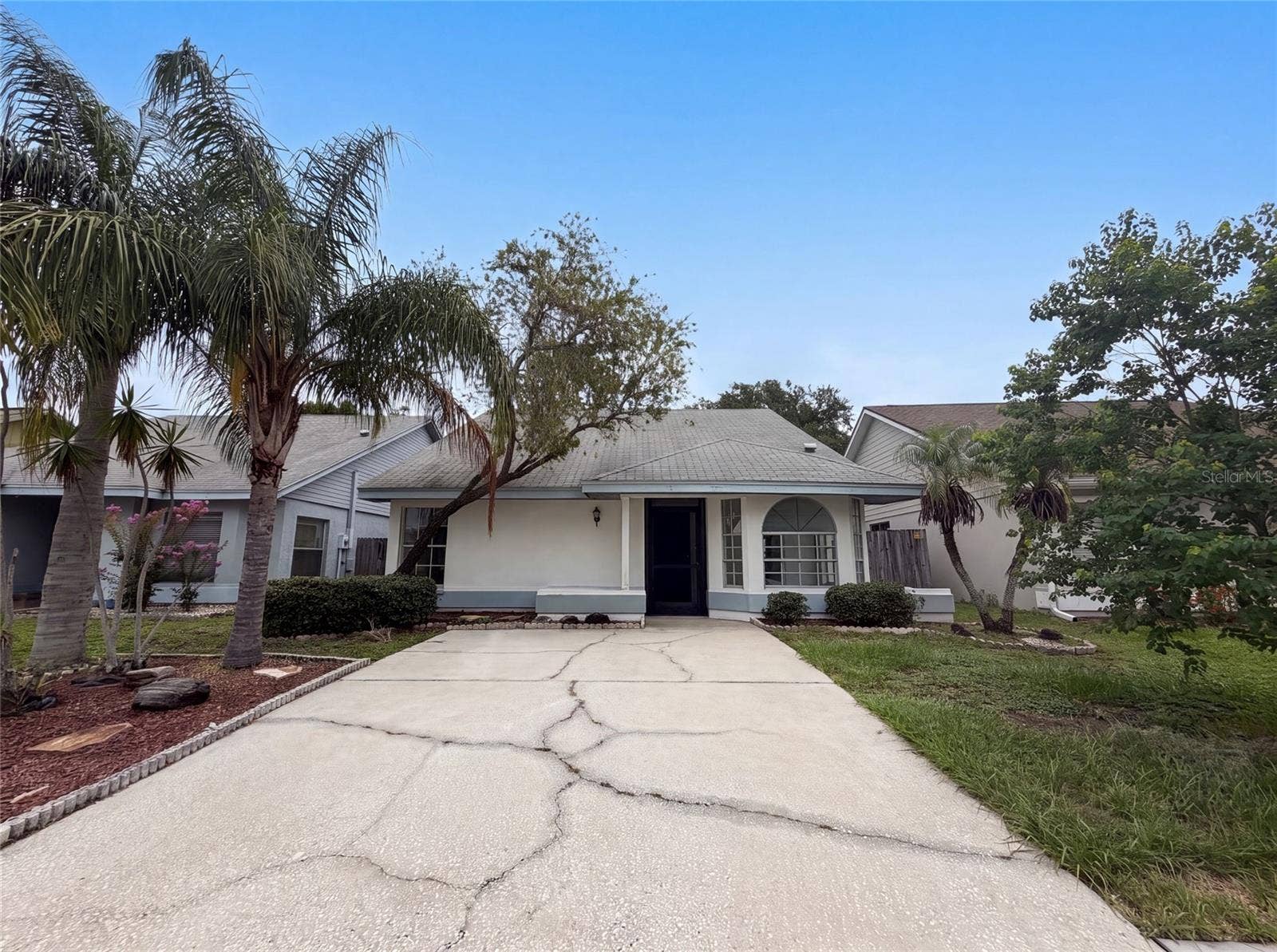 8613 COTTONWAY LANE, Tampa, FL 33635 8613 COTTONWAY LANE, Tampa, FL 33635