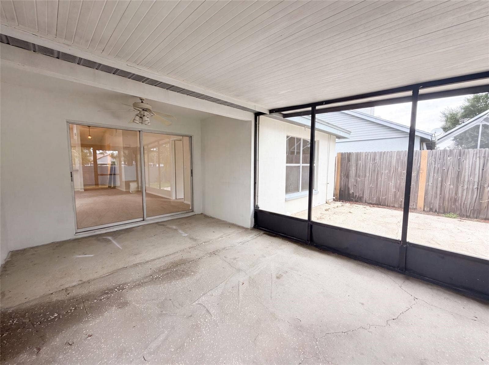 8613 COTTONWAY LANE, Tampa, FL 33635 8613 COTTONWAY LANE, Tampa, FL 33635