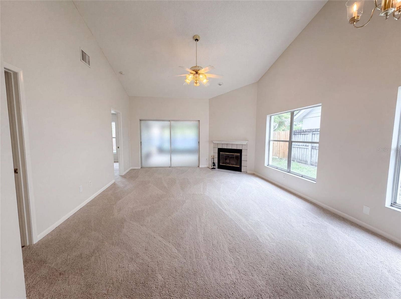 8613 COTTONWAY LANE, Tampa, FL 33635 8613 COTTONWAY LANE, Tampa, FL 33635