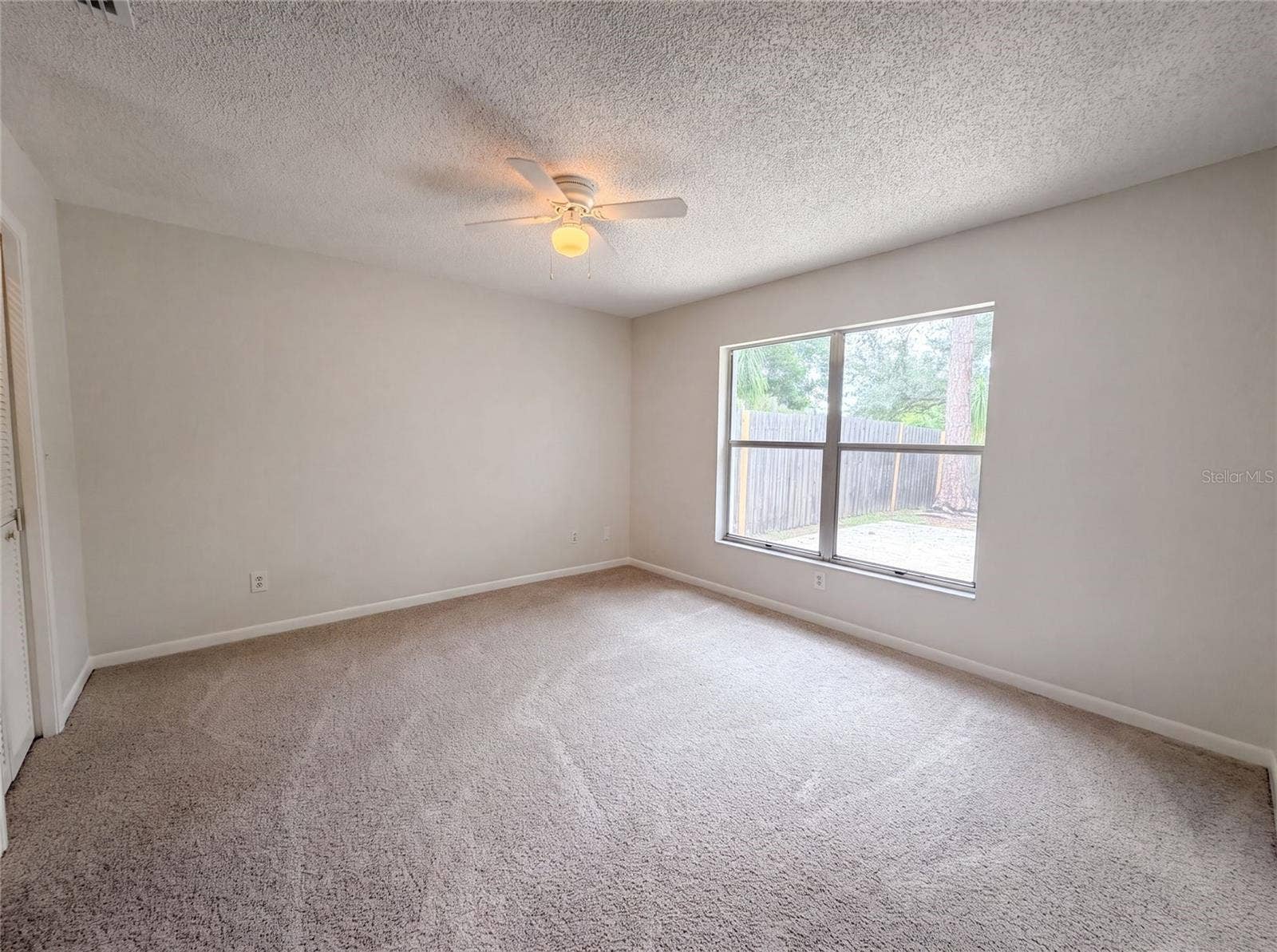 8613 COTTONWAY LANE, Tampa, FL 33635 8613 COTTONWAY LANE, Tampa, FL 33635
