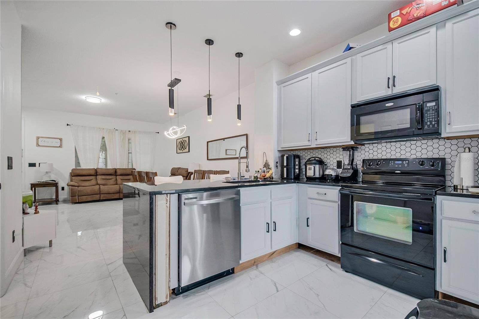 7919 NORTHLAKE PARKWAY, Orlando, FL 32827 7919 NORTHLAKE PARKWAY, Orlando, FL 32827