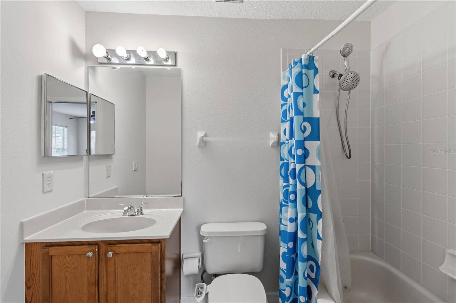 1845 OAK GROVE CHASE DRIVE, Orlando, FL 32820 1845 OAK GROVE CHASE DRIVE, Orlando, FL 32820
