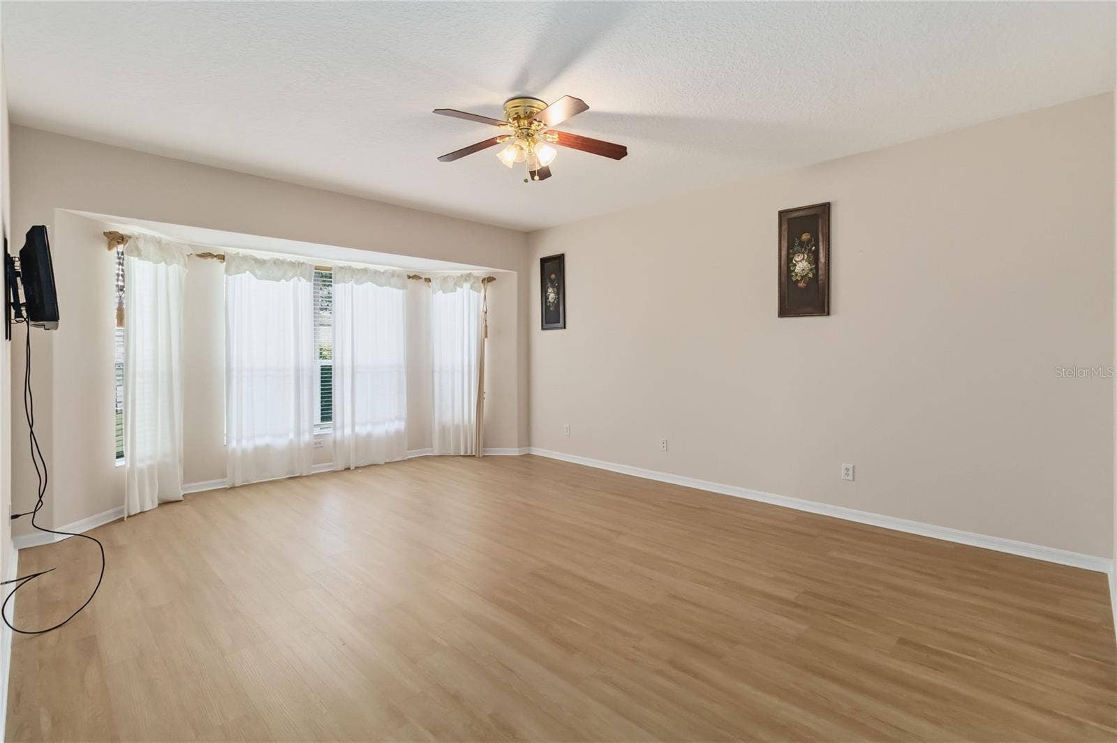 1845 OAK GROVE CHASE DRIVE, Orlando, FL 32820 1845 OAK GROVE CHASE DRIVE, Orlando, FL 32820