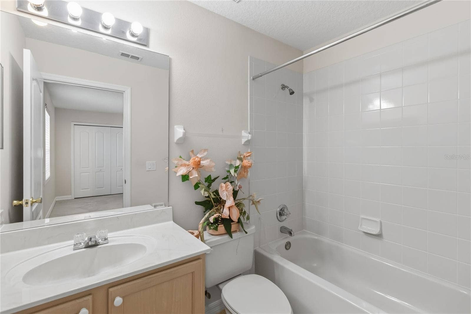 1845 OAK GROVE CHASE DRIVE, Orlando, FL 32820 1845 OAK GROVE CHASE DRIVE, Orlando, FL 32820
