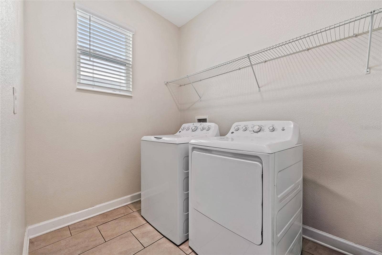 8983 BACKSWING WAY, Davenport, FL 33896 8983 BACKSWING WAY, Davenport, FL 33896