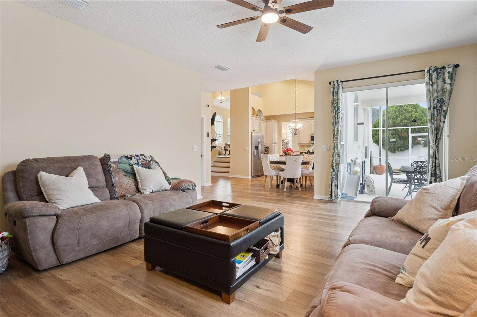 8355 DIAMOND COVE CIRCLE, Orlando, FL 32836 Family room