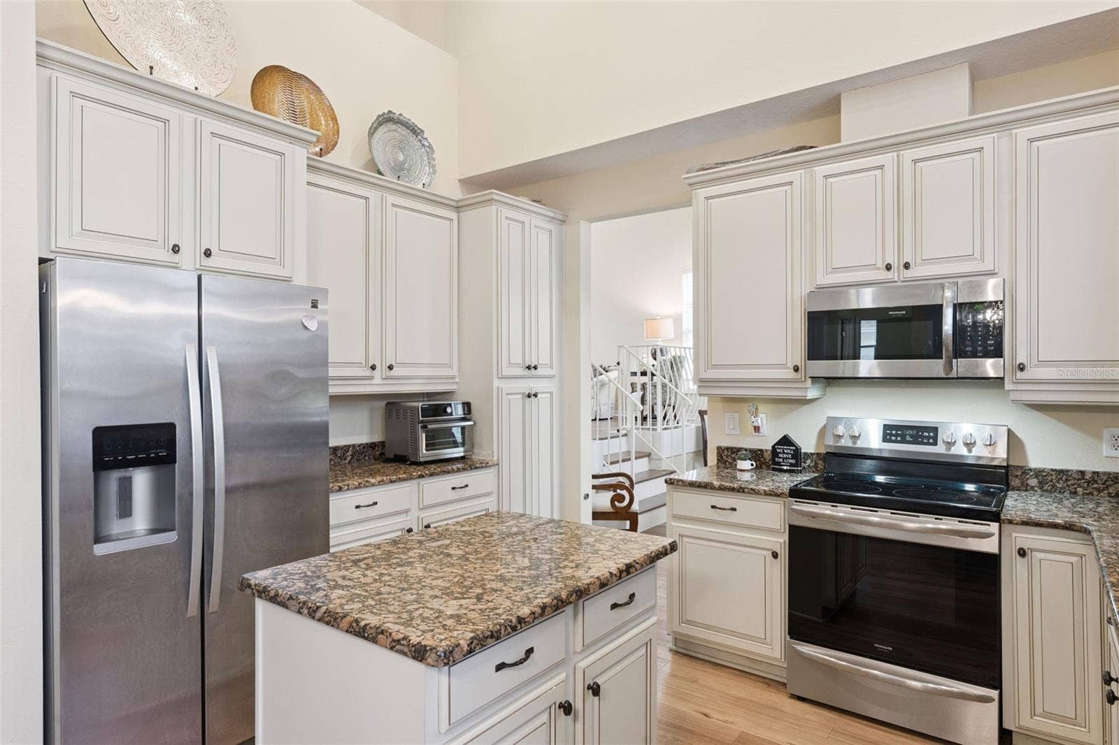 8355 DIAMOND COVE CIRCLE, Orlando, FL 32836 8355 DIAMOND COVE CIRCLE, Orlando, FL 32836