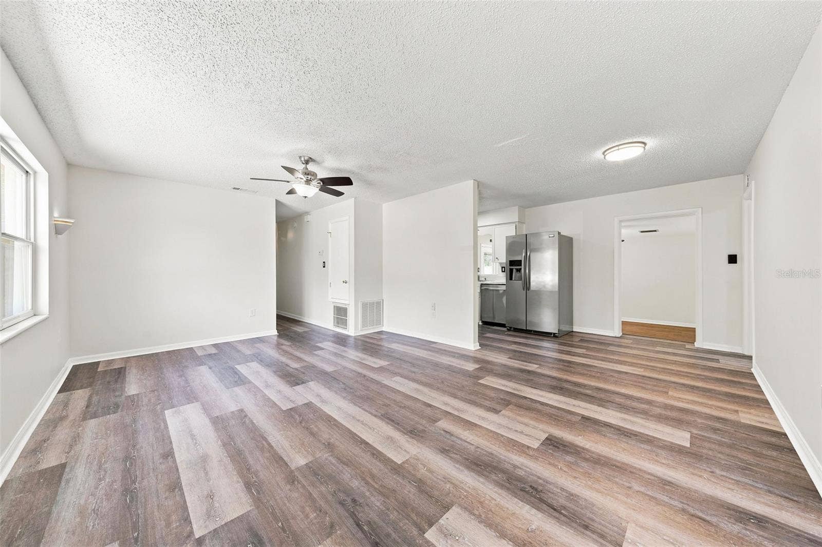 3104 GARDEN ROAD, Eustis, FL 32726