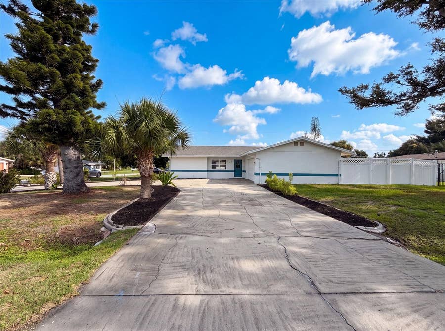 Property photo for 1672 JUPITER ROAD, Venice, FL