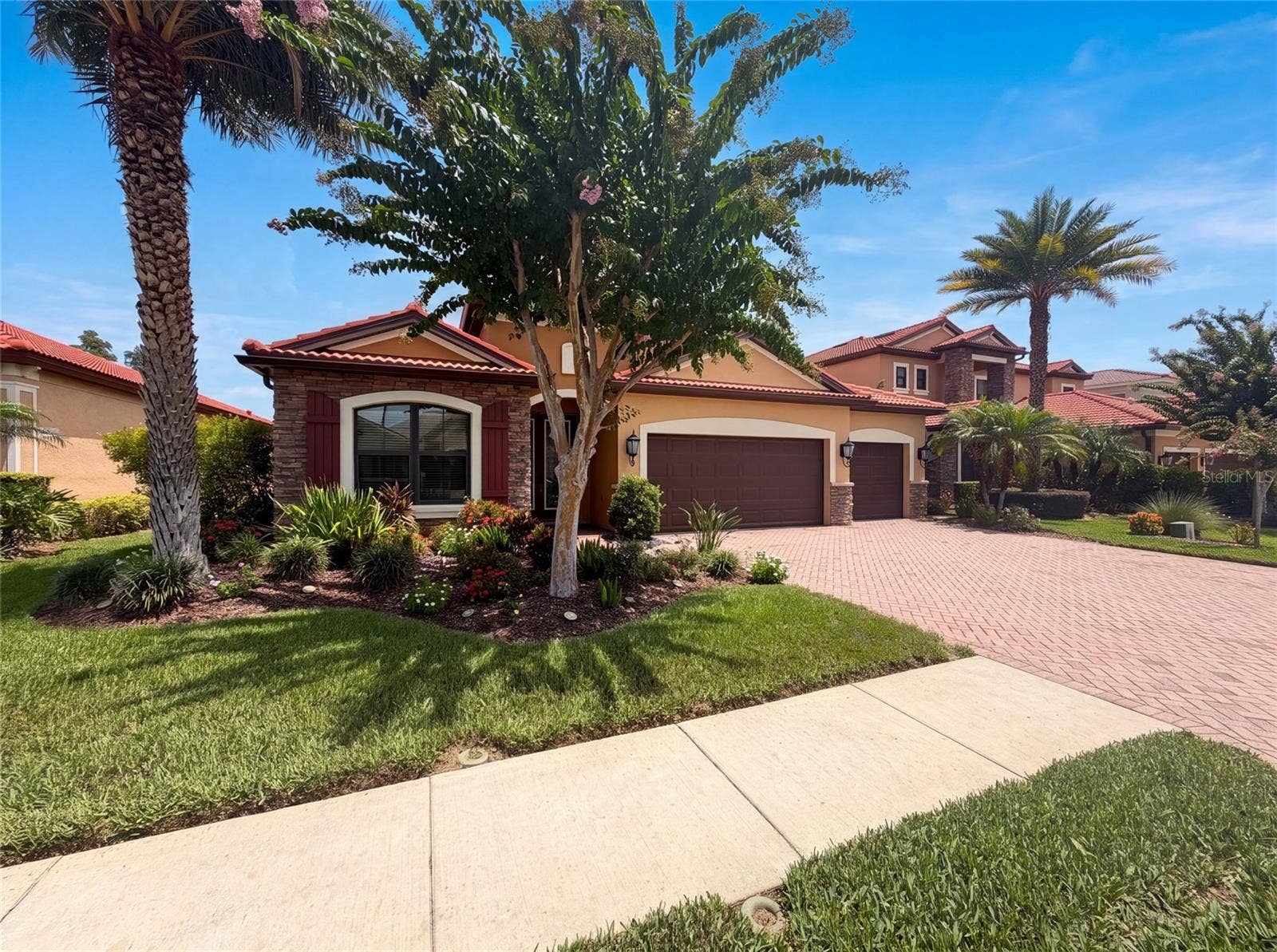 2575 GRAND LAKESIDE DRIVE, Palm Harbor, FL 34684 2575 GRAND LAKESIDE DRIVE, Palm Harbor, FL 34684