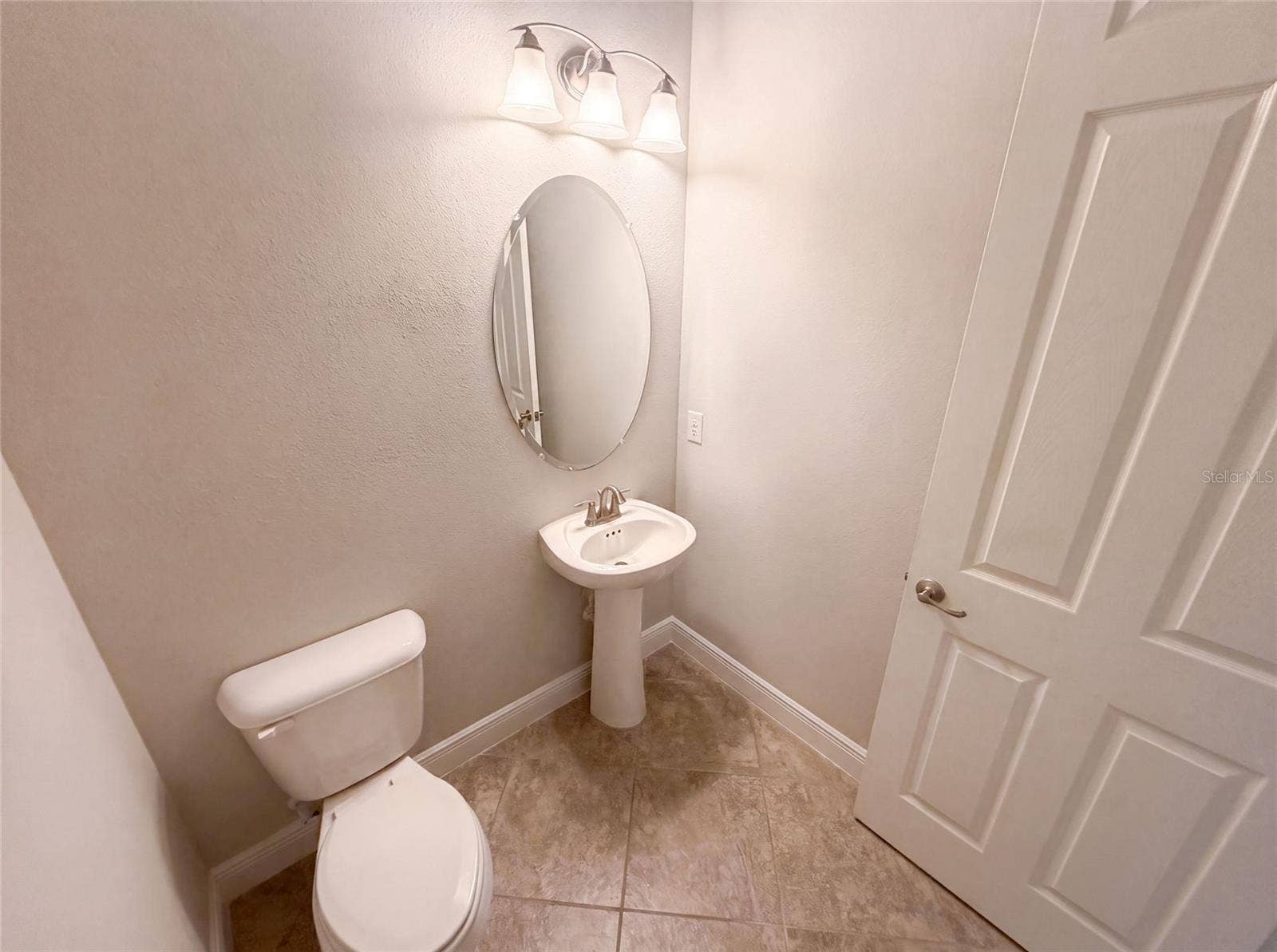 2575 GRAND LAKESIDE DRIVE, Palm Harbor, FL 34684 2575 GRAND LAKESIDE DRIVE, Palm Harbor, FL 34684