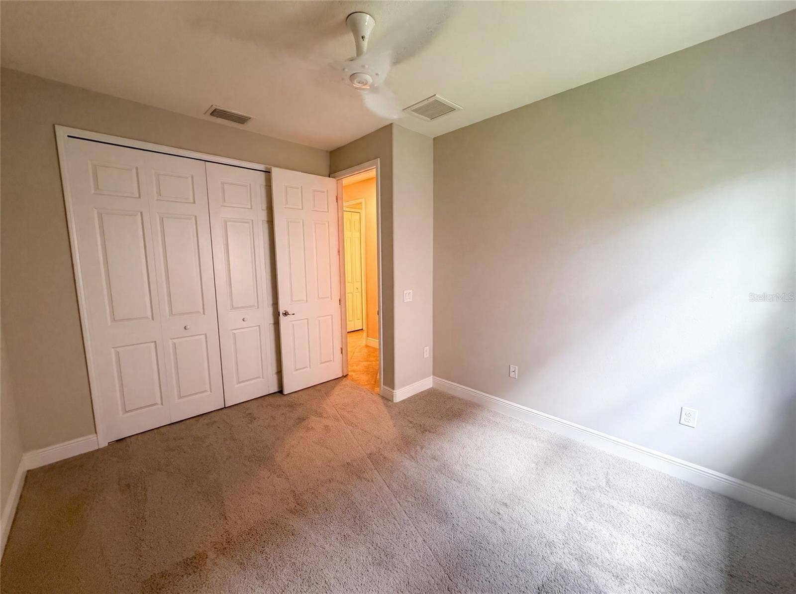 2575 GRAND LAKESIDE DRIVE, Palm Harbor, FL 34684 2575 GRAND LAKESIDE DRIVE, Palm Harbor, FL 34684