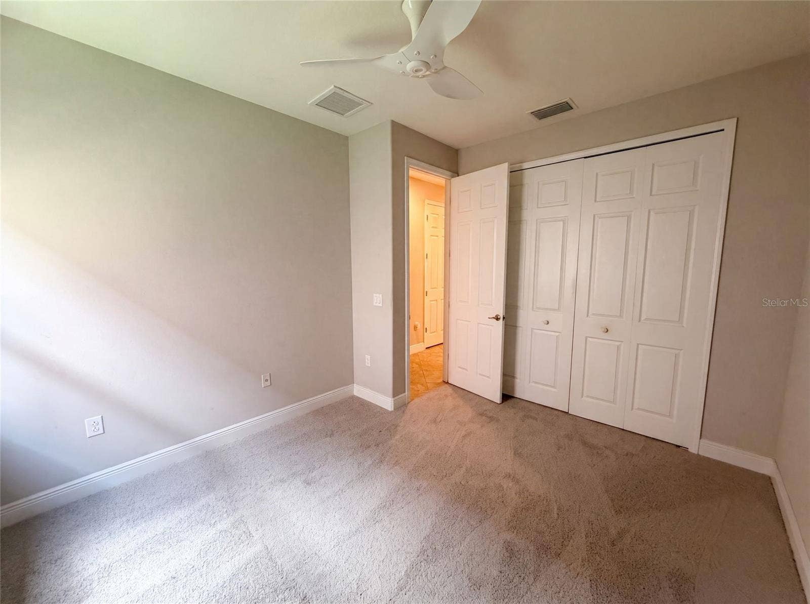 2575 GRAND LAKESIDE DRIVE, Palm Harbor, FL 34684 2575 GRAND LAKESIDE DRIVE, Palm Harbor, FL 34684