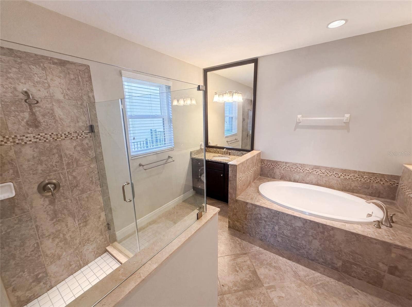 2575 GRAND LAKESIDE DRIVE, Palm Harbor, FL 34684 2575 GRAND LAKESIDE DRIVE, Palm Harbor, FL 34684